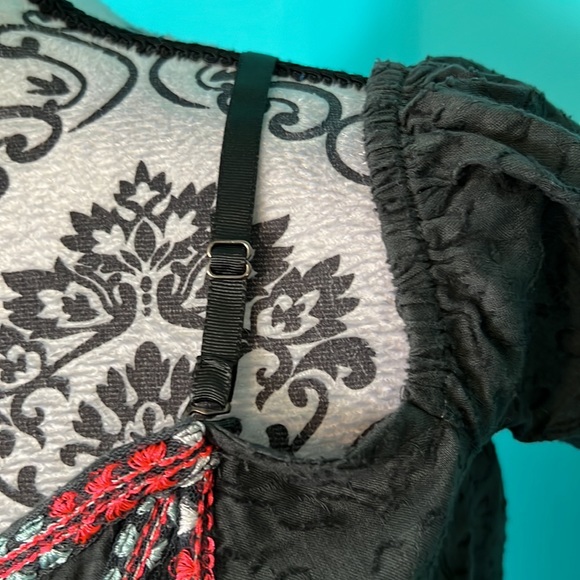 EUC Free People Cropped Blouse - Picture 3 of 8